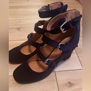 Dark navy velvet shoes from Indigo Rd. Brand new with original box
